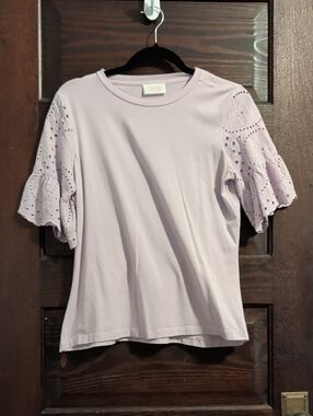 Women’s Lavender Eyelet Sleeve Short-Sleeve Tee